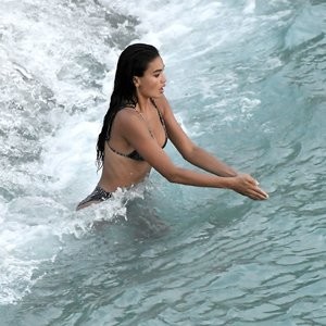 Nude Celeb Pic Kelly Gale 006 pic
