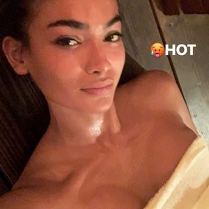 Leaked Celebrity Pic Kelly Gale 040 pic