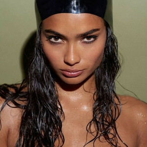 Celebrity Nude Pic Kelly Gale 020 pic