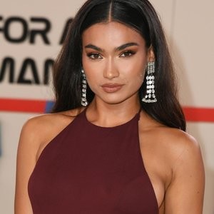 Celebrity Nude Pic Kelly Gale 002 pic