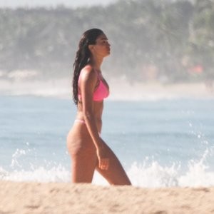 Free Nude Celeb Kelly Gale 014 pic