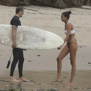 Best Celebrity Nude Kelly Gale 070 pic