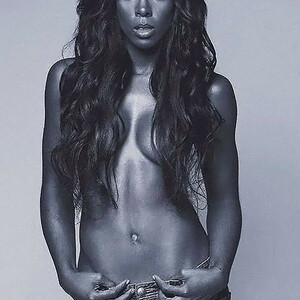 Naked Celebrity Pic Kelly Rowland 069 pic