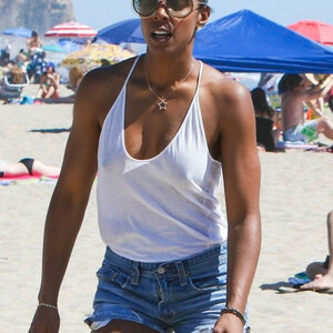 Nude Celeb Pic Kelly Rowland 072 pic