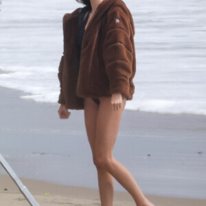 Naked Celebrity Pic Kendall Jenner 002 pic