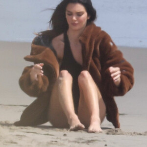 Free nude Celebrity Kendall Jenner 019 pic