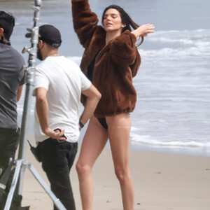 nude celebrities Kendall Jenner 047 pic