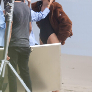 Free Nude Celeb Kendall Jenner 052 pic