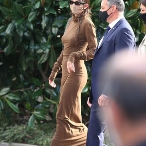 Kendall Jenner Goes Braless in Milan (26 Photos) - Leaked Nudes