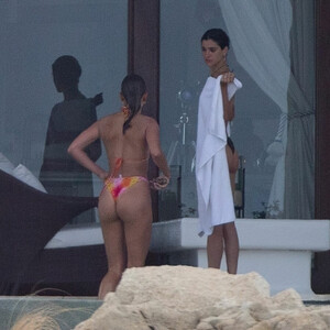 Nude Celebrity Picture Hailey Baldwin 033 pic