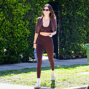 nude celebrities Kendall Jenner 107 pic