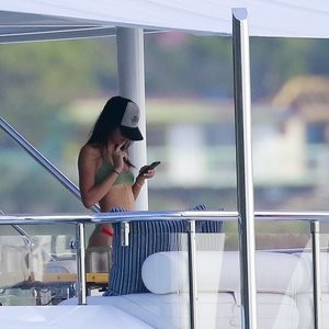 Kendall Jenner in a Bikini (36 Photos) – Leaked Nudes