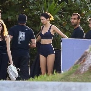 Naked Celebrity Kendall Jenner 070 pic
