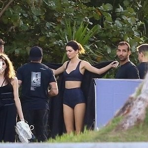 celeb nude Kendall Jenner 086 pic