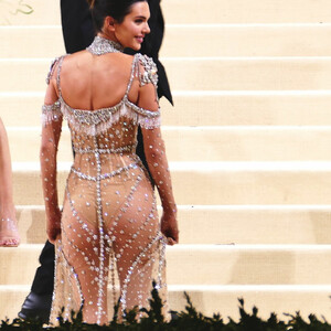 Newest Celebrity Nude Kendall Jenner 054 pic