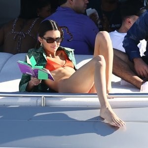 Celebrity Nude Pic Kendall Jenner 065 pic