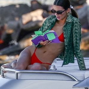 Best Celebrity Nude Kendall Jenner 120 pic