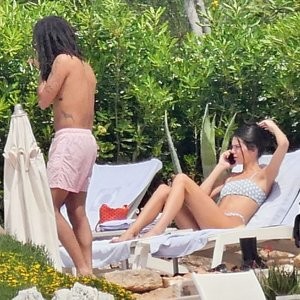 Hot Naked Celeb Kendall Jenner 043 pic