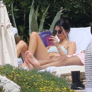 Newest Celebrity Nude Kendall Jenner 106 pic