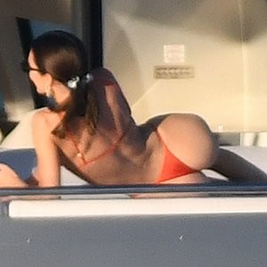 Nude Celebrity Picture Kendall Jenner 073 pic