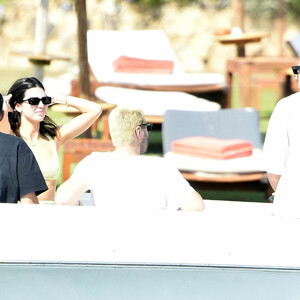 Nude Celebrity Picture Kendall Jenner 036 pic