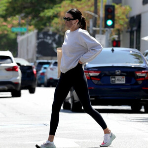 Leaked Celebrity Pic Kendall Jenner 017 pic