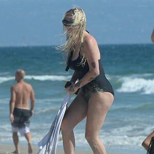 Celebrity Naked Kesha 033 pic