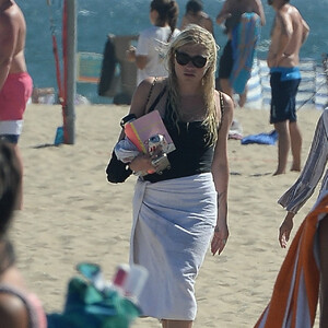 nude celebrities Kesha 048 pic