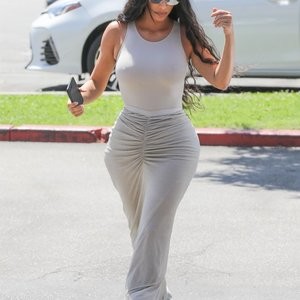 Celebrity Nude Pic Kim Kardashian 012 pic