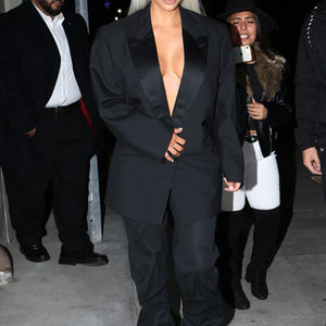Naked Celebrity Pic Kim Kardashian 031 pic