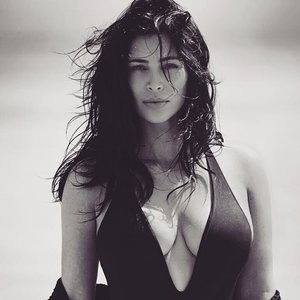 Kim Kardashian Cleavage (2 New Photos) - Leaked Nudes