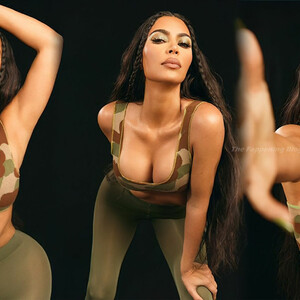 Nude Celeb Kim Kardashian 015 pic
