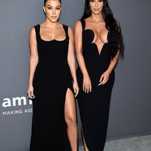 Celebrity Nude Pic Kim Kardashian 005 pic