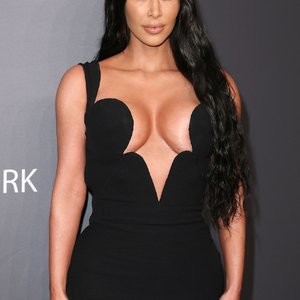 Nude Celebrity Picture Kim Kardashian 062 pic