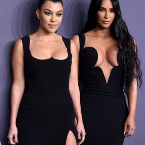 Real Celebrity Nude Kim Kardashian 094 pic