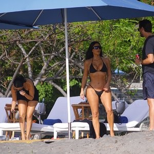 nude celebrities Kim Kardashian 004 pic