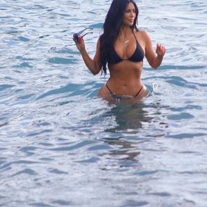 Celebrity Naked Kim Kardashian 023 pic