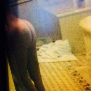 Naked celebrity picture Kim Kardashian 002 pic