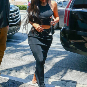 Free Nude Celeb Kim Kardashian 009 pic