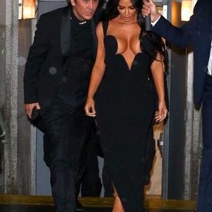 Newest Celebrity Nude Kim Kardashian 010 pic