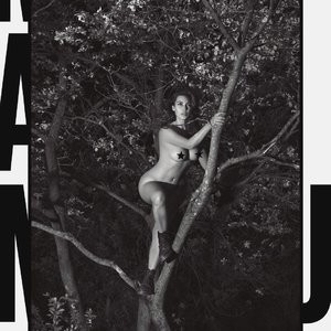 Kim Kardashian Nude (2 Pics) - Leaked Nudes