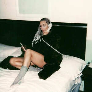 Celeb Nude Kim Kardashian 066 pic