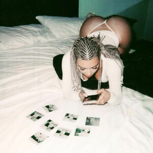 Nude Celeb Pic Kim Kardashian 072 pic