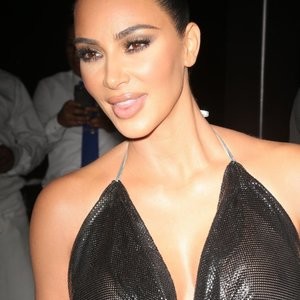 Nude Celebrity Picture Kim Kardashian 104 pic
