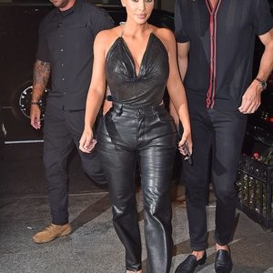 Newest Celebrity Nude Kim Kardashian 137 pic