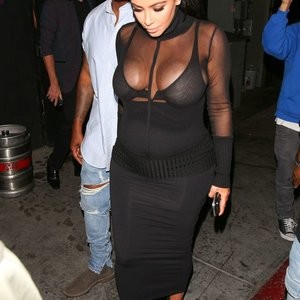 Leaked Celebrity Pic Kim Kardashian 028 pic