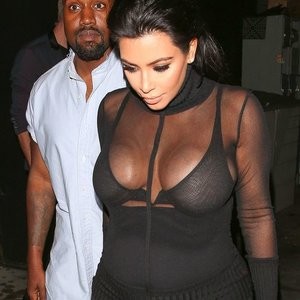 Nude Celebrity Picture Kim Kardashian 066 pic