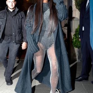 Naked Celebrity Pic Kim Kardashian 005 pic