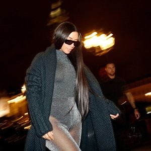 Hot Naked Celeb Kim Kardashian 023 pic