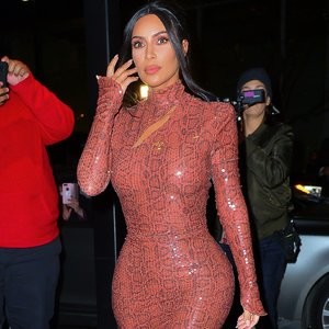 Free Nude Celeb Kim Kardashian 094 pic